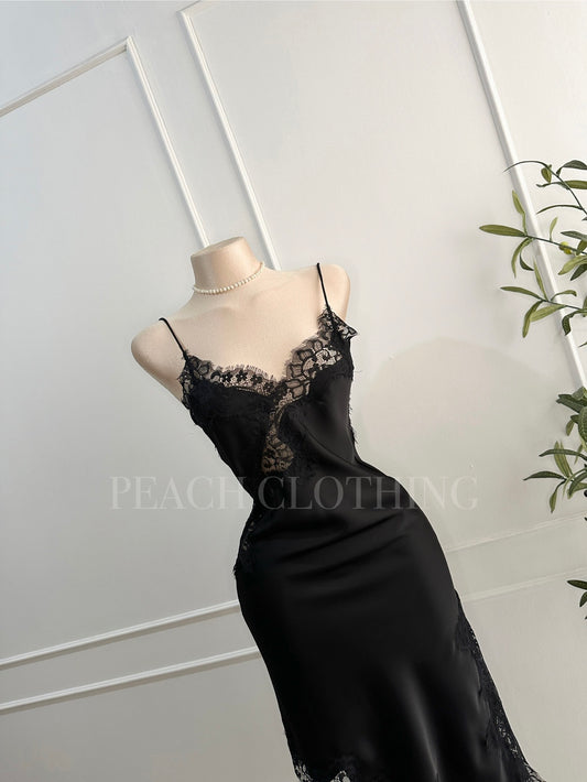 Vestido Asymmetric Black