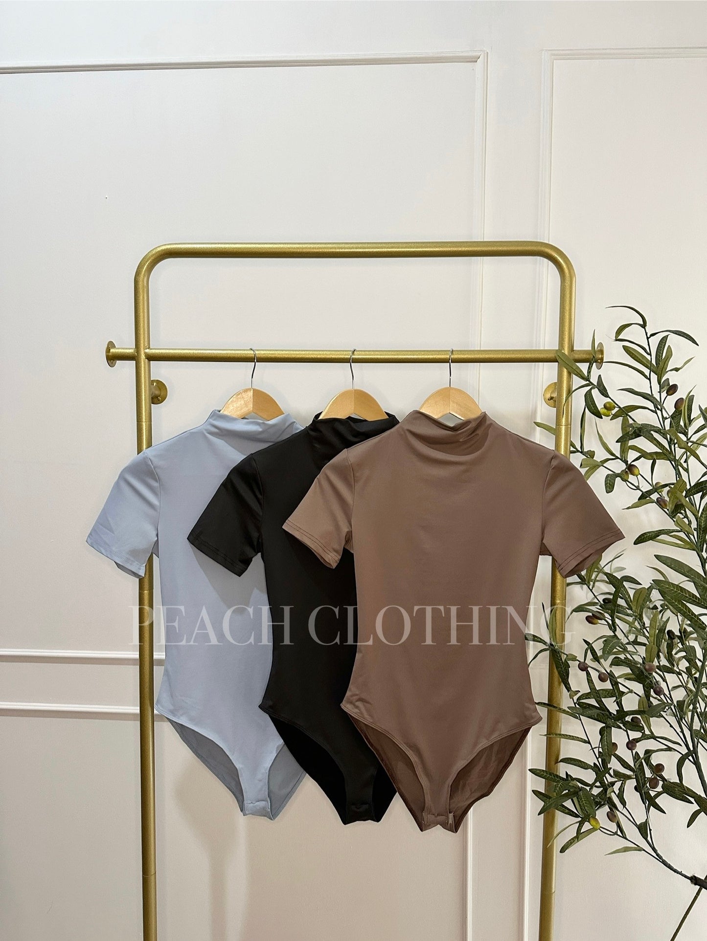 Pantiblusa manga corta