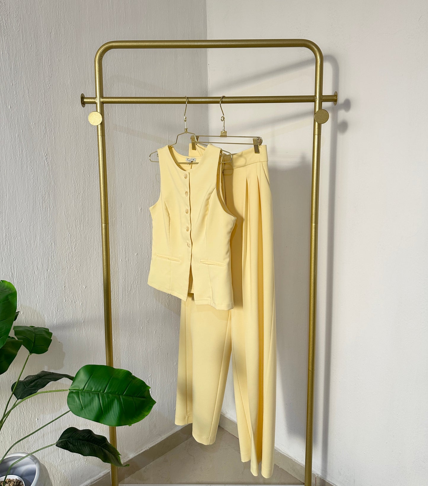 Conjunto Line Yellow