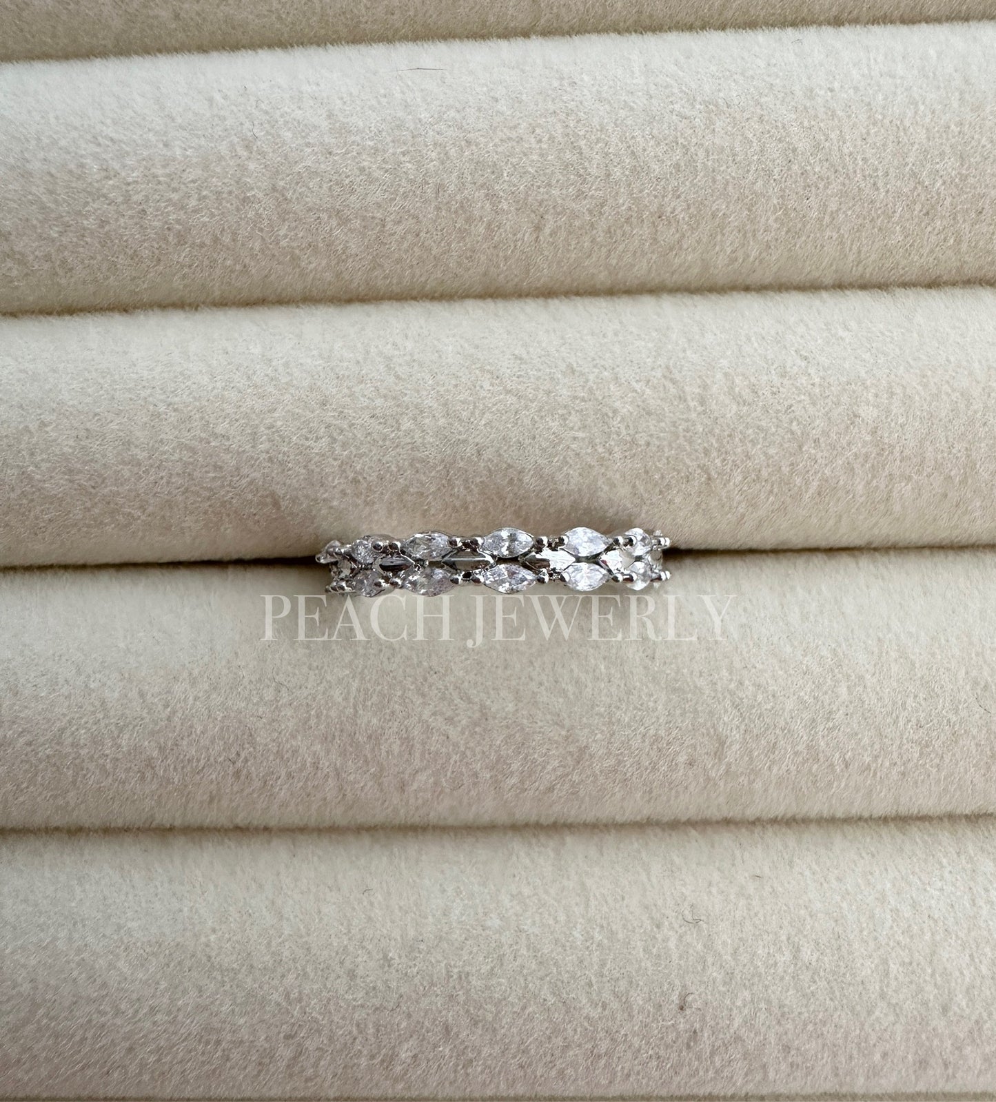 Anillo cristal doble